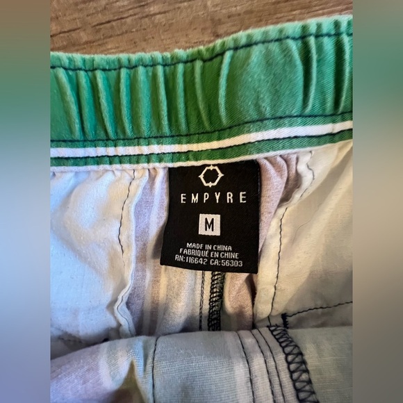 Empyre Everyday Shorts Sz Medium Striped All Over Print 7" In Short Length‎ i38 - Picture 5 of 9